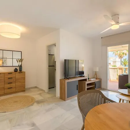 Relax 2 El Palmeral Apartment *