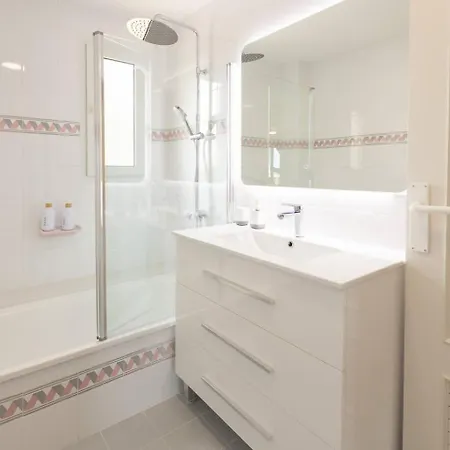 Relax 2 El Palmeral Apartment *