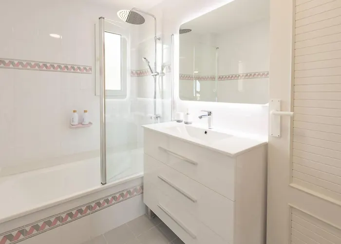 Relax 2 El Palmeral Apartment *